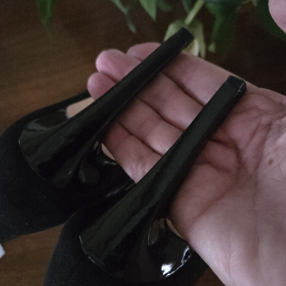 Calvin Klein Womens 8.5 Sioban Black Suede Peep Toe Zip Stilletto Shoes - Picture 10 of 11